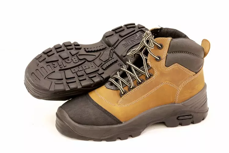 Insulated safety boots hotsell
